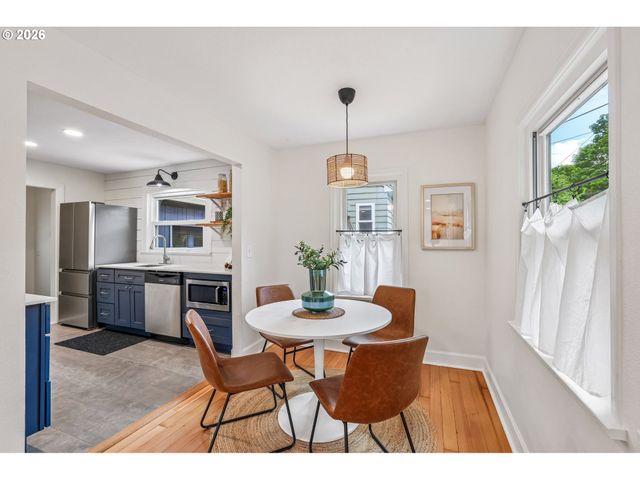 6716 Ne 25TH Ave, Portland, OR 97211