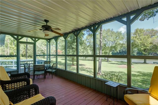215 Wessmanor Drive, Bowdon, GA 30108