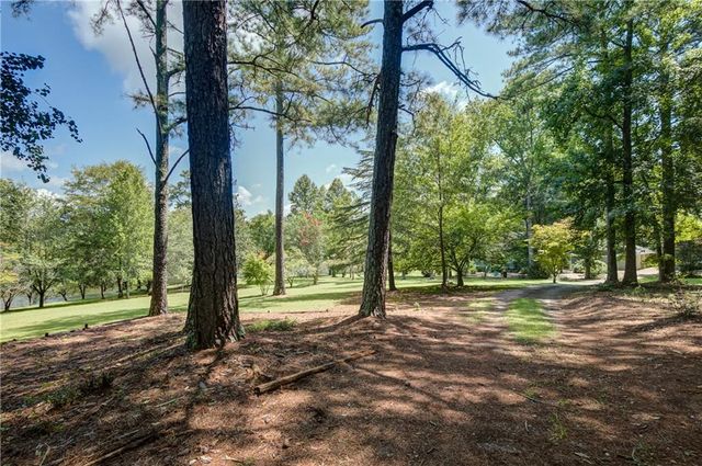 215 Wessmanor Drive, Bowdon, GA 30108