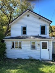 2785 County Route 57, Volney, NY 13069