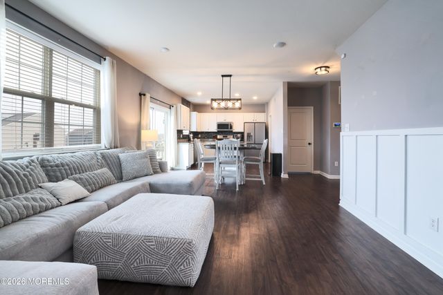 28 Dylan Boulevard, Barnegat, NJ 08005