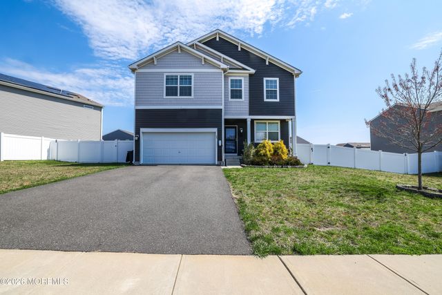 28 Dylan Boulevard, Barnegat, NJ 08005