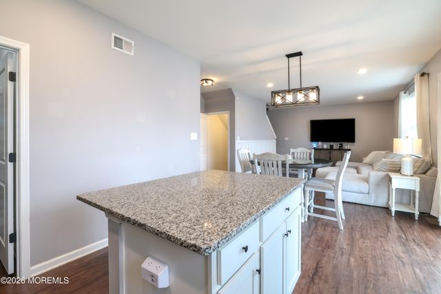 28 Dylan Boulevard, Barnegat, NJ 08005