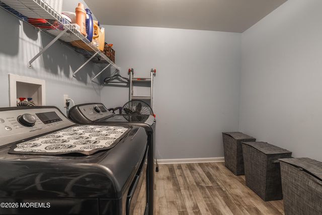 28 Dylan Boulevard, Barnegat, NJ 08005