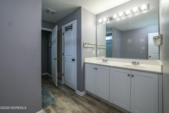 28 Dylan Boulevard, Barnegat, NJ 08005