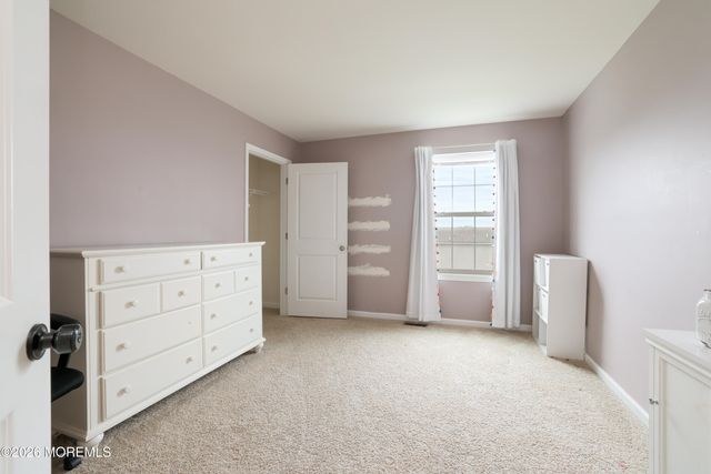 28 Dylan Boulevard, Barnegat, NJ 08005