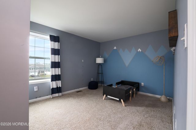 28 Dylan Boulevard, Barnegat, NJ 08005