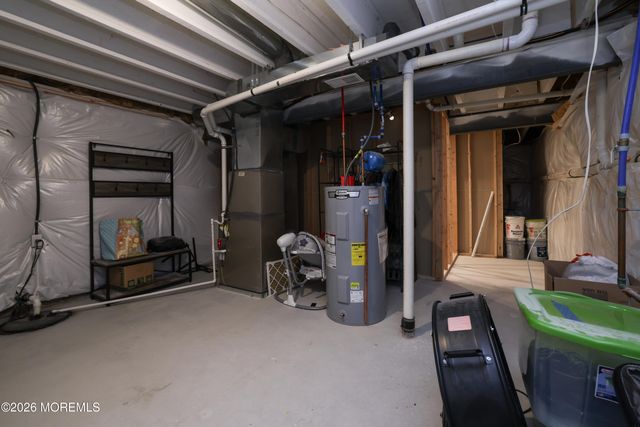 28 Dylan Boulevard, Barnegat, NJ 08005