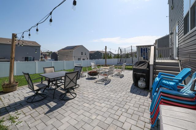 28 Dylan Boulevard, Barnegat, NJ 08005