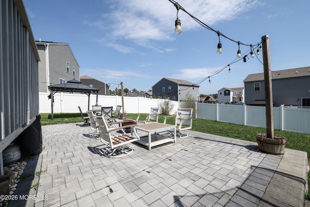 28 Dylan Boulevard, Barnegat, NJ 08005