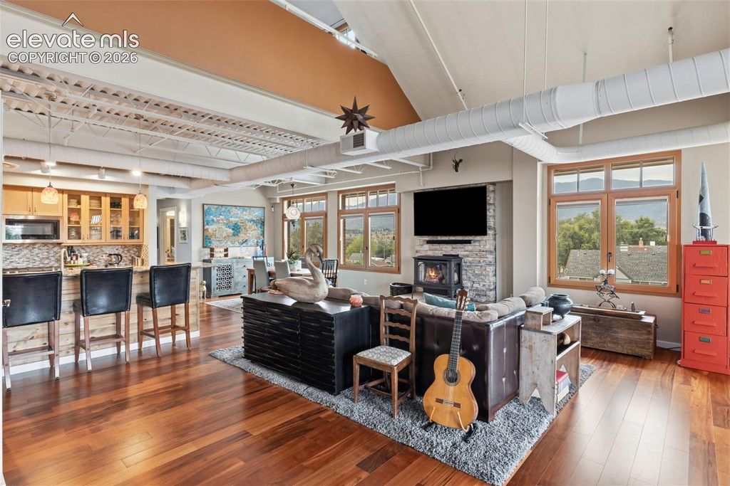 201 E Las Animas Street 301, Colorado Springs, CO 80903 — photo 2