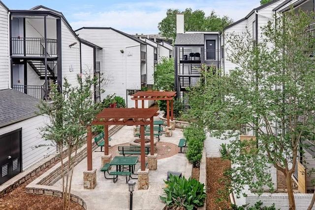 4400 Memorial Drive 13-2086, Houston, TX 77007