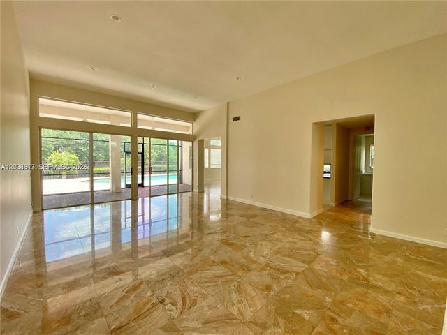 2694 Oakmont, Weston, FL 33332