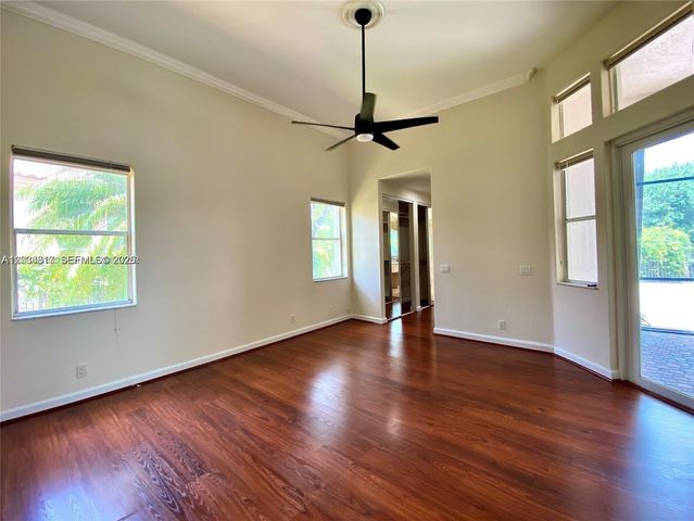 2694 Oakmont, Weston, FL 33332