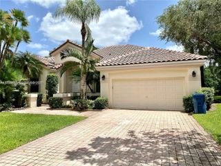 2694 Oakmont, Weston, FL 33332
