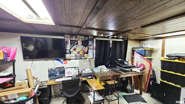 1316 N PARK Avenue, Herrin, IL 62948