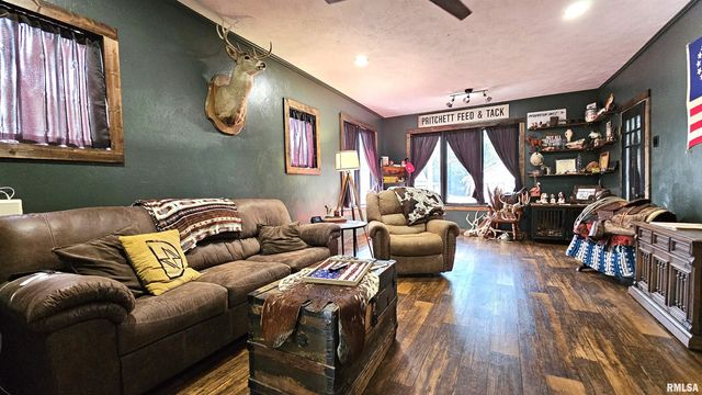 1316 N PARK Avenue, Herrin, IL 62948