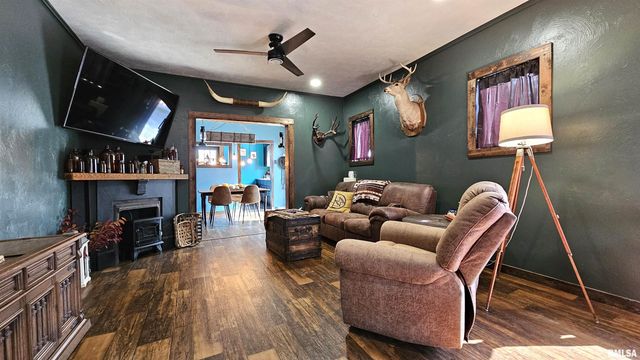 1316 N PARK Avenue, Herrin, IL 62948