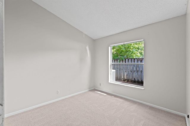 125 Saratoga Boulevard E, Royal Palm Beach, FL 33411