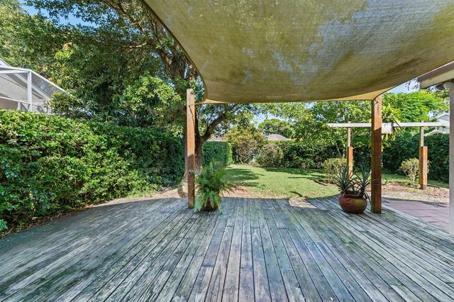 125 Saratoga Boulevard E, Royal Palm Beach, FL 33411