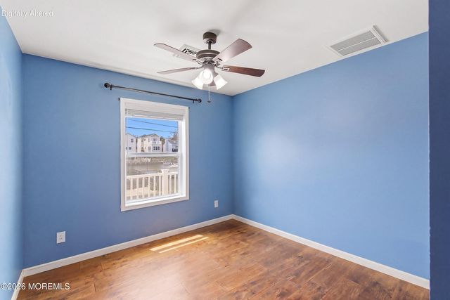 87 Oregon Avenue, Waretown, NJ 08758
