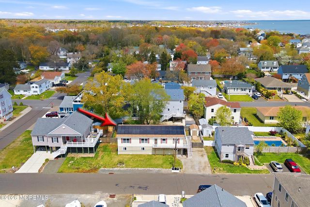 87 Oregon Avenue, Waretown, NJ 08758
