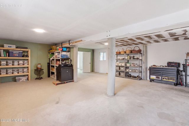 87 Oregon Avenue, Waretown, NJ 08758