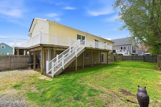 87 Oregon Avenue, Waretown, NJ 08758