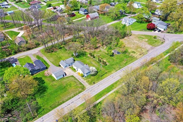 406 McDonald Avenue, Mcdonald, OH 44437