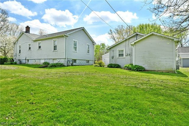 406 McDonald Avenue, Mcdonald, OH 44437