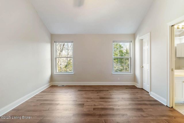 5113 Silverton Ln, Louisville, KY 40241