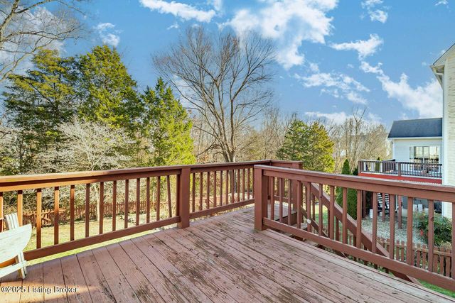 5113 Silverton Ln, Louisville, KY 40241