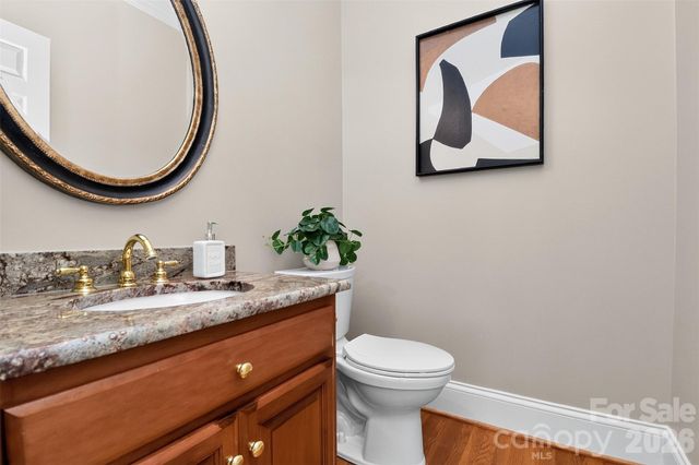 6907 Meadow Run Lane, Charlotte, NC 28277