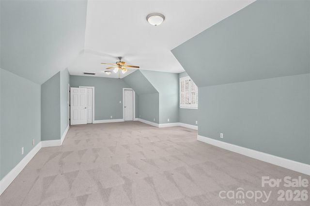 6907 Meadow Run Lane, Charlotte, NC 28277