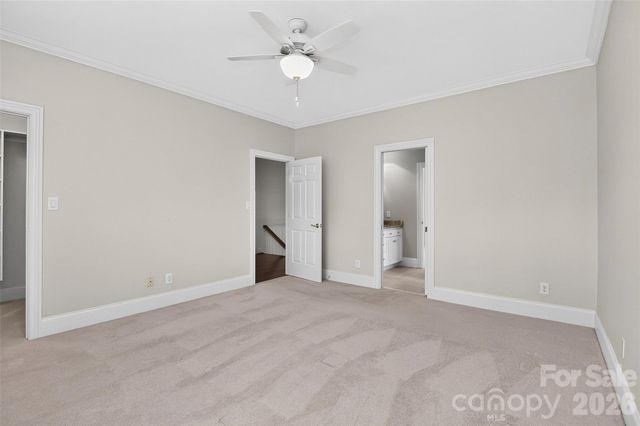 6907 Meadow Run Lane, Charlotte, NC 28277