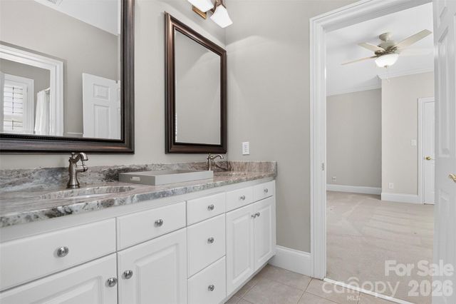 6907 Meadow Run Lane, Charlotte, NC 28277
