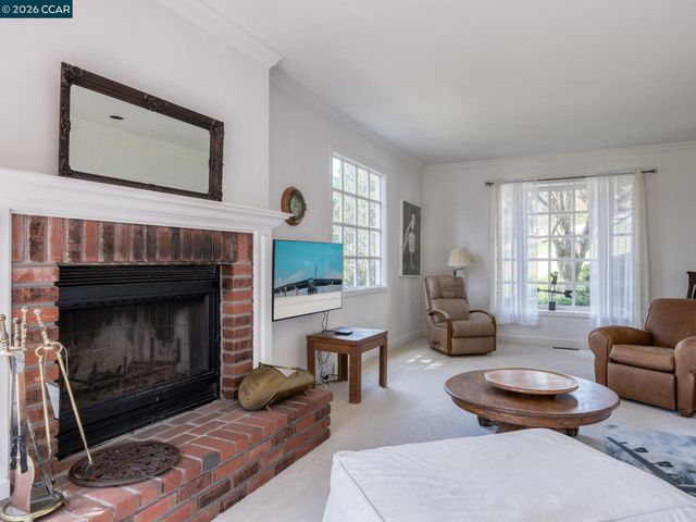 25580 Chiquito Pl, Carmel, CA 93923