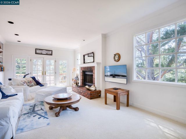 25580 Chiquito Pl, Carmel, CA 93923