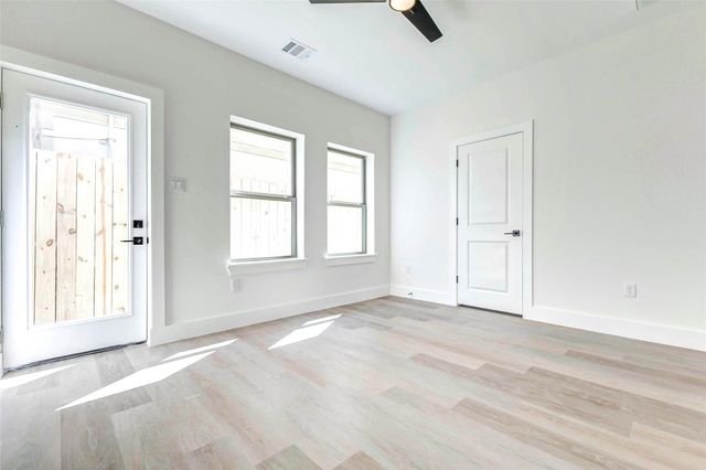 5638 Dolores Street, Houston, TX 77057