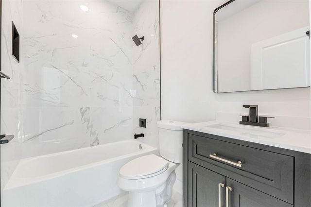 5638 Dolores Street, Houston, TX 77057