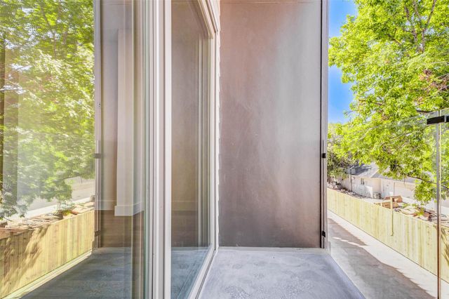 5638 Dolores Street, Houston, TX 77057