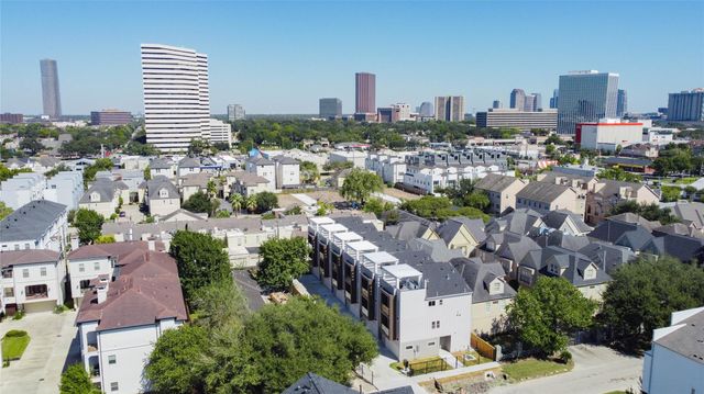 5638 Dolores Street, Houston, TX 77057