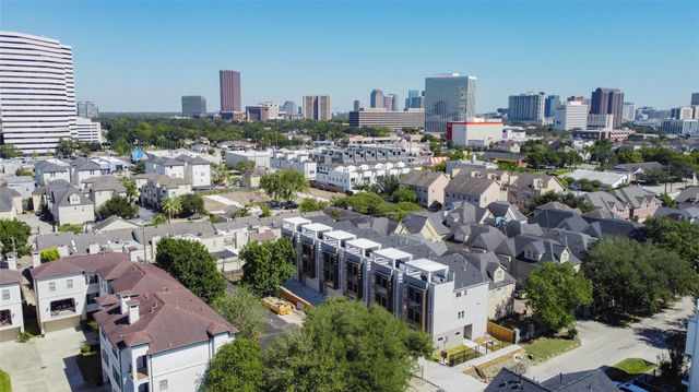 5638 Dolores Street, Houston, TX 77057