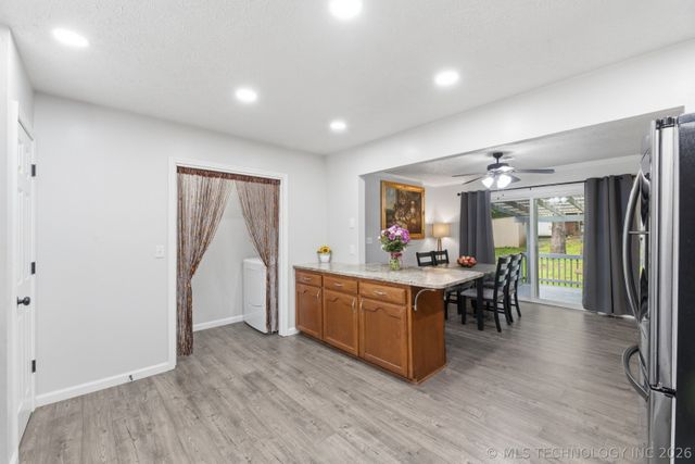 28355 E 2nd Street, Catoosa, OK 74015