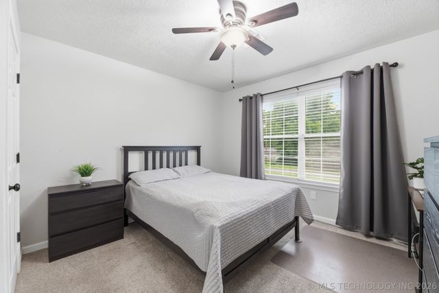 28355 E 2nd Street, Catoosa, OK 74015