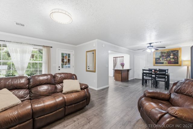 28355 E 2nd Street, Catoosa, OK 74015