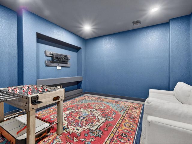 8552 Alford Point Drive, Magnolia, TX 77354