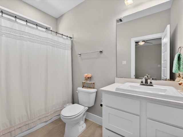 8552 Alford Point Drive, Magnolia, TX 77354