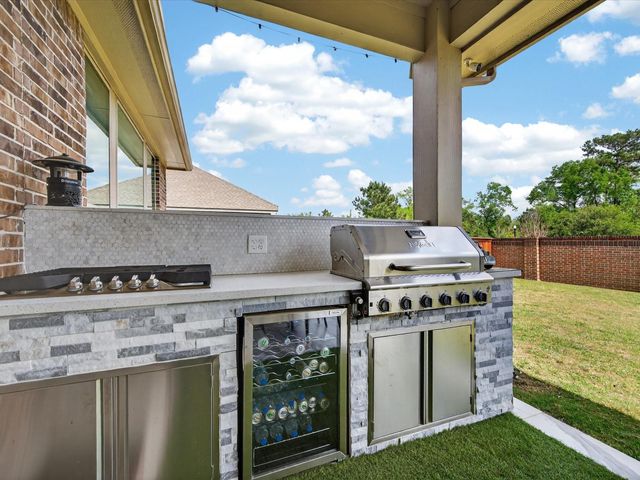 8552 Alford Point Drive, Magnolia, TX 77354