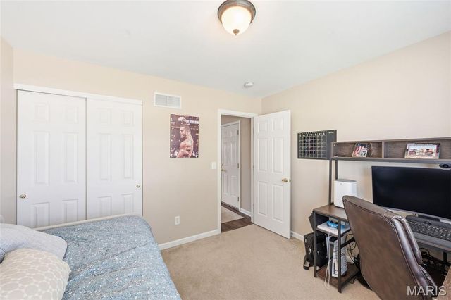 326 Stone Village Drive, Wentzville, MO 63385